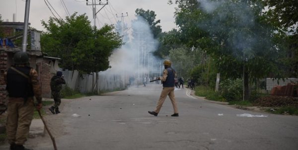 شعلههای بحران در شبه قاره هند؛ در کشمیر چه میگذرد؟ شعلههای بحران در شبه قاره هند؛ در کشمیر چه میگذرد؟