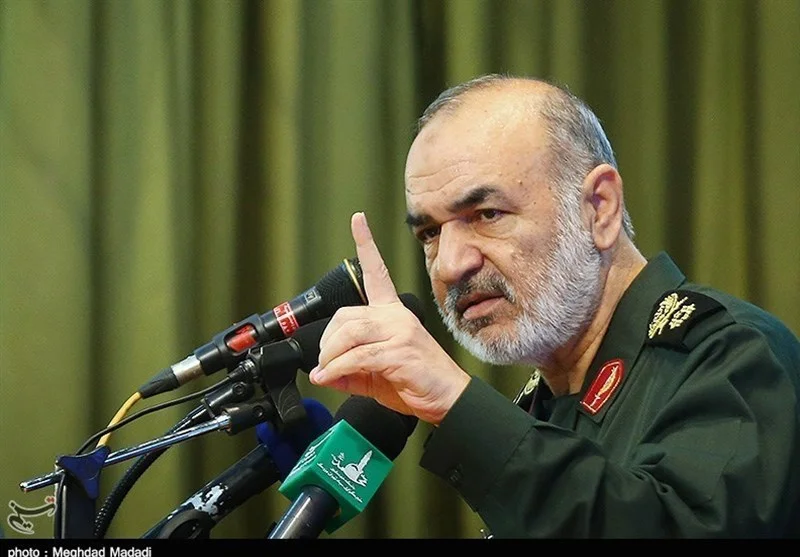 سردار سلامی: در "هر نقطه" منافع دشمن را ویران می‌کنیم/ ملت ایران در زمین دشمن بازی نمی‌کند