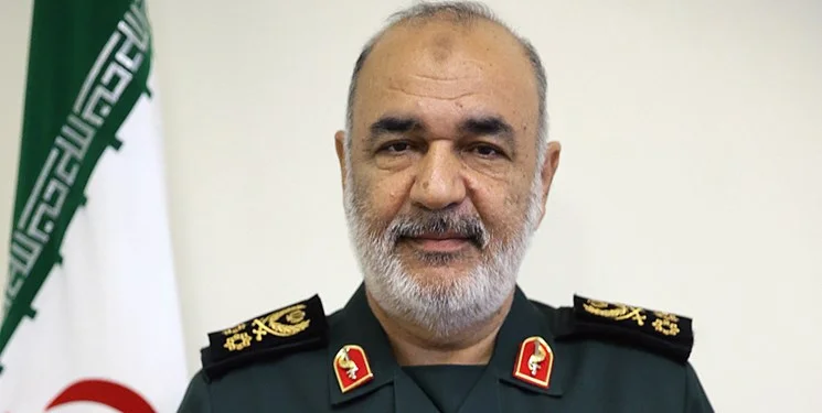 سرلشکر سلامی رسما به عنوان فرمانده کل سپاه معارفه شد/ تقدیر از زحمات سرلشکر جعفری