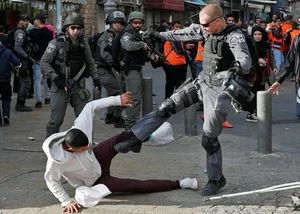 شهادت ۹۸ فلسطینی در عملیات‌های ضداسرائیلی سال گذشته میلادی/ در سال ۲۰۱۷ چند صهیونیست در عملیات‌های شهادت طلبانه فلسطینی‌ها به هلاکت رسیدند +تصاویر