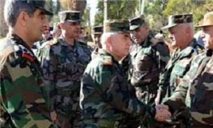 بازدید وزیر دفاع سوریه از شهر حلب