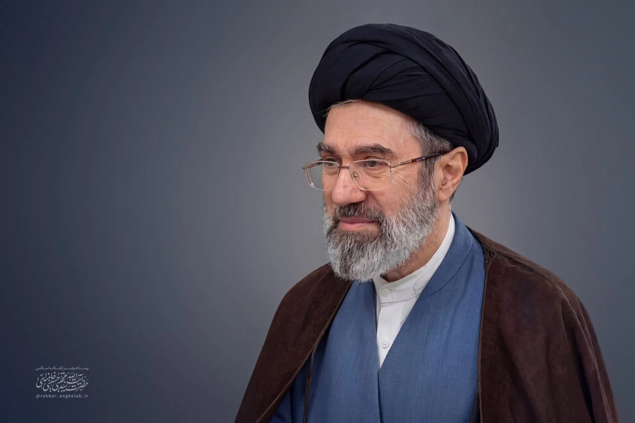 گزارش تایمز از تلاش ناموفق سیا و موساد برای یافتن محل اقامت رهبر انقلاب