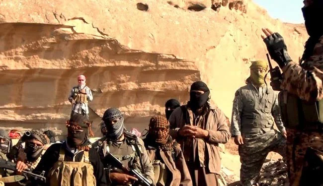 فرار سرکرده‌های داعش با خانواده‌هایشان از موصل به رقه
