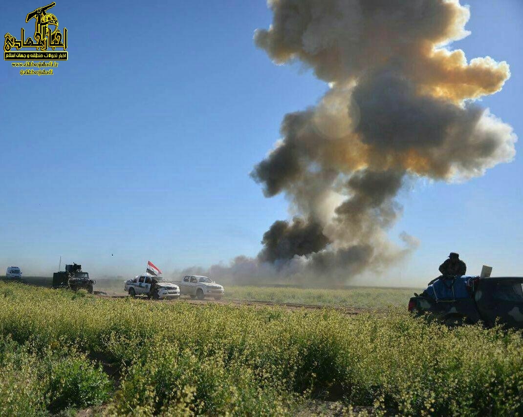 انهدام ماشین انتحاری داعش قبل رسیدن به نیروهای عراقی + عکس