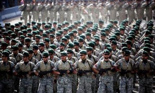 کلاه‌سبزهای ارتش طبق کدام قانون به سوریه رفتند/ راز لباس «فرمانده» در دیدار با وابستگان نظامی