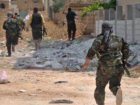 ارتش سوریه به طور کامل شهر داریا را محاصره کرد