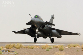 حملات هوایی فرانسه به مقر خلافت داعش پس از حمله تروریستی شهر نیس