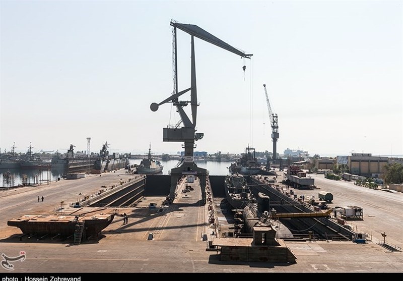۱۵ ساعت حضور در “زادگاه کشتی‌های جنگی ایران”/ ماجرای خواندنی تعمیر اساسی زیردریایی روسیه توسط متخصصان ایرانی
