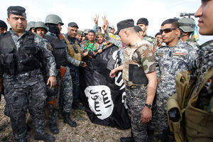 مسئول بازجویی از داعشی‌ها در عراق کیست؟ +عکس