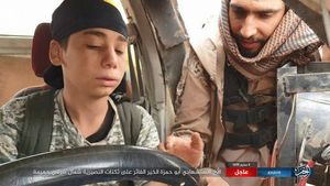 عکس/کودک انتحاری داعش لحظاتی قبل از انفجار