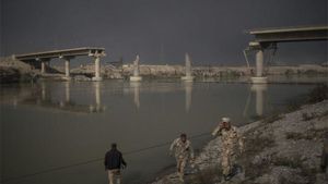 تخریب پل‌های ارتباطی توسط نیروهای بارزانی +عکس