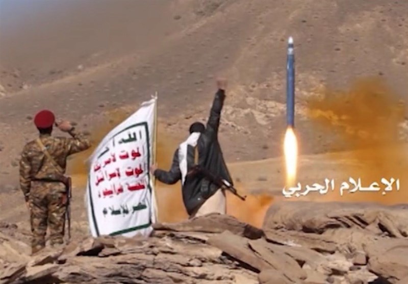 ۲ پیام مهم شلیک موشک بالستیک به عمق استراتژیک عربستان/ استراتژی «PTSD» مدافعان یمنی نتیجه داد +عکس