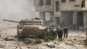 خداحافظی تروریست های جیش الاسلام و ارتش آزاد با جنوب دمشق؛ حلقه محاصره داعش در اردوگاه یرموک و حجرالاسود تنگ تر شد + نقشه میدانی و تصاویر