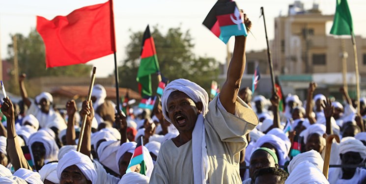 علل اعتراضات در سودان و ارتباط آن با قطع روابط با ایران و سفر البشیر به سوریه