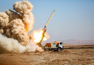 خانواده راکت‌های هدایت شونده ایران با «فجر F4CL» کامل شد/ پهپادها به کمک یگانهای توپخانه سپاه و ارتش می‌آیند +عکس