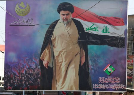 سخنگوی مقتدی صدر: ایران شتر خود را در عراق مهار کند!