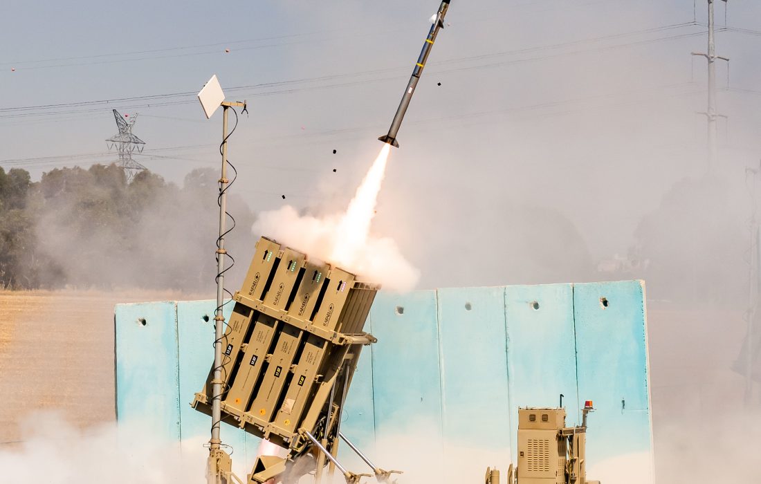 رسانه صهیونیست: اسرائیل توان اقدام نظامی علیه ایران را ندارد/ موشک‌های تل‌آویو ۱۰ روزه تمام شد!