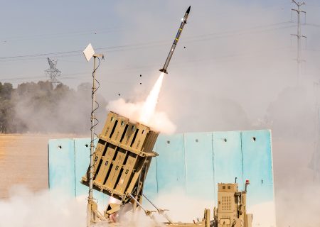 رسانه صهیونیست: اسرائیل توان اقدام نظامی علیه ایران را ندارد/ موشک‌های تل‌آویو ۱۰ روزه تمام شد!