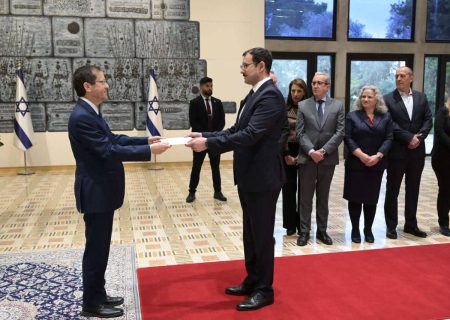 سفیر جمهوری آذربایجان در سرزمین‌های اشغالی فلسطین رسما آغاز به‌کار کرد