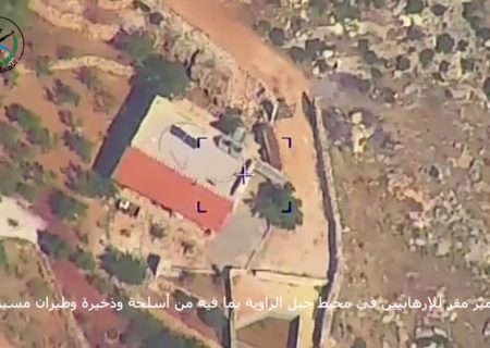 حملات مشترک ارتش روسیه و سوریه به مواضع مسلحین در ادلب (ویدیو)