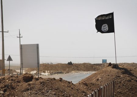 توطئه آمریکا علیه عراق با انتقال ۱۳ هزار نفر از خانواده‌های داعش به موصل