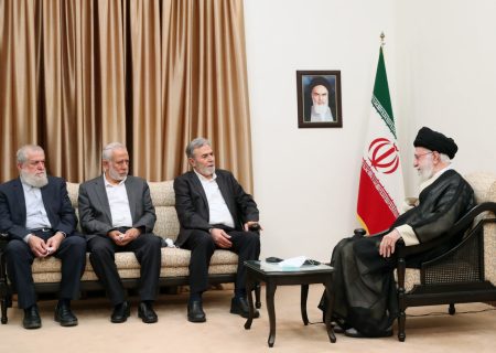 امام خامنه‌ای در دیدار با زیاد النخاله: رژیم صهیونیستی اکنون در موضع انفعال و عکس العمل قرار دارد