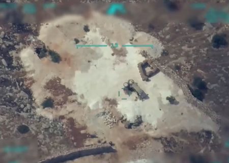 حملات هوایی ترکیه به سوریه منجر به کشته و زخمی شدن ده‌ها نیروی ارتش سوریه، SDF و غیرنظامی شده است (ویدیو)