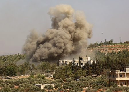 کشته شدن ۱۷ نیروی تحریر الشام در حمله هوایی روسیه به ادلب