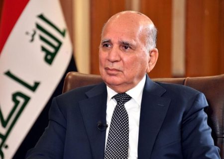 وزیر خارجه عراق: بغداد تعیین می‌کند که آمریکایی‌ها بمانند یا بروند