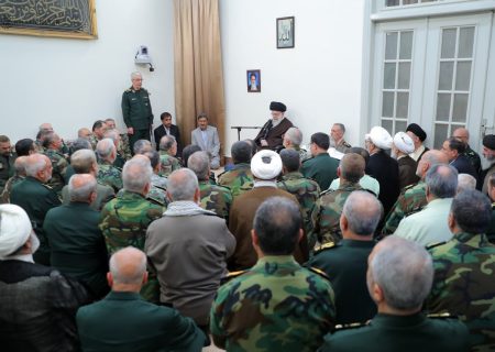 امام خامنه‌ای در دیدار با فرماندهان نظامی: ظهور قدرت ایران در عرصه بین‌المللی به اثبات رسید