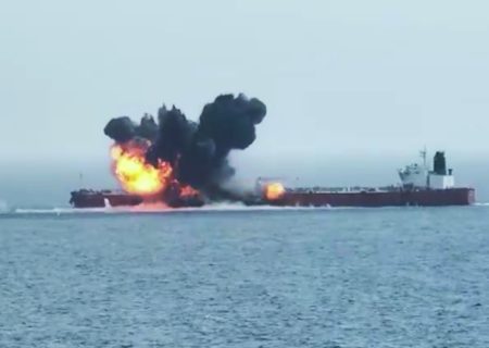 حمله ارتش یمن به سه کشتی در دریای سرخ و مدیترانه (ویدیو)