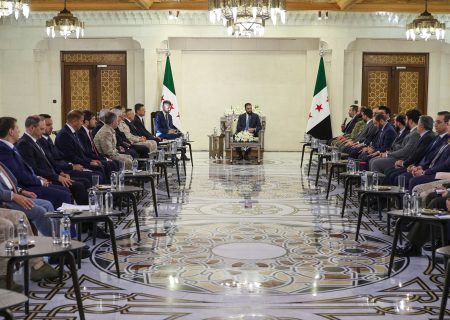 دیدار معاون وزیر خارجه روسیه با الجولانی در دمشق