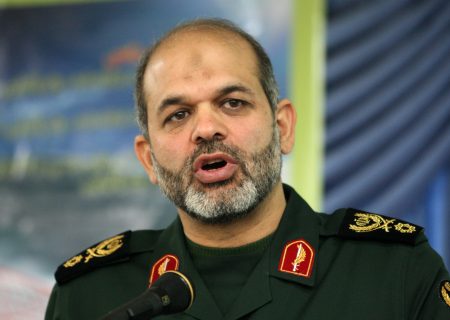 سردار وحیدی: تولید تسلیحات ایران لحظه‌ای متوقف نشده است